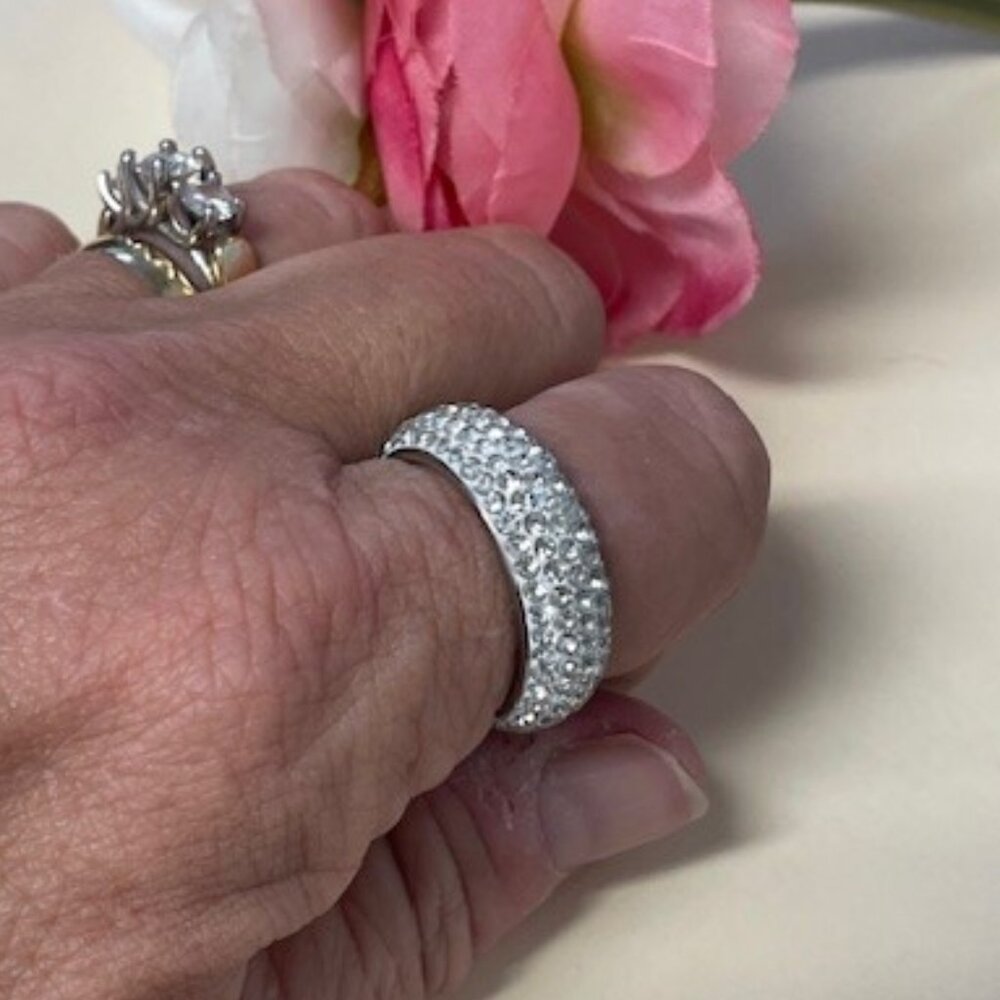 Titanium Crystal Ring - Picture 3 of 4